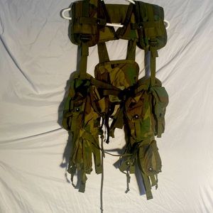 Military tactical vest